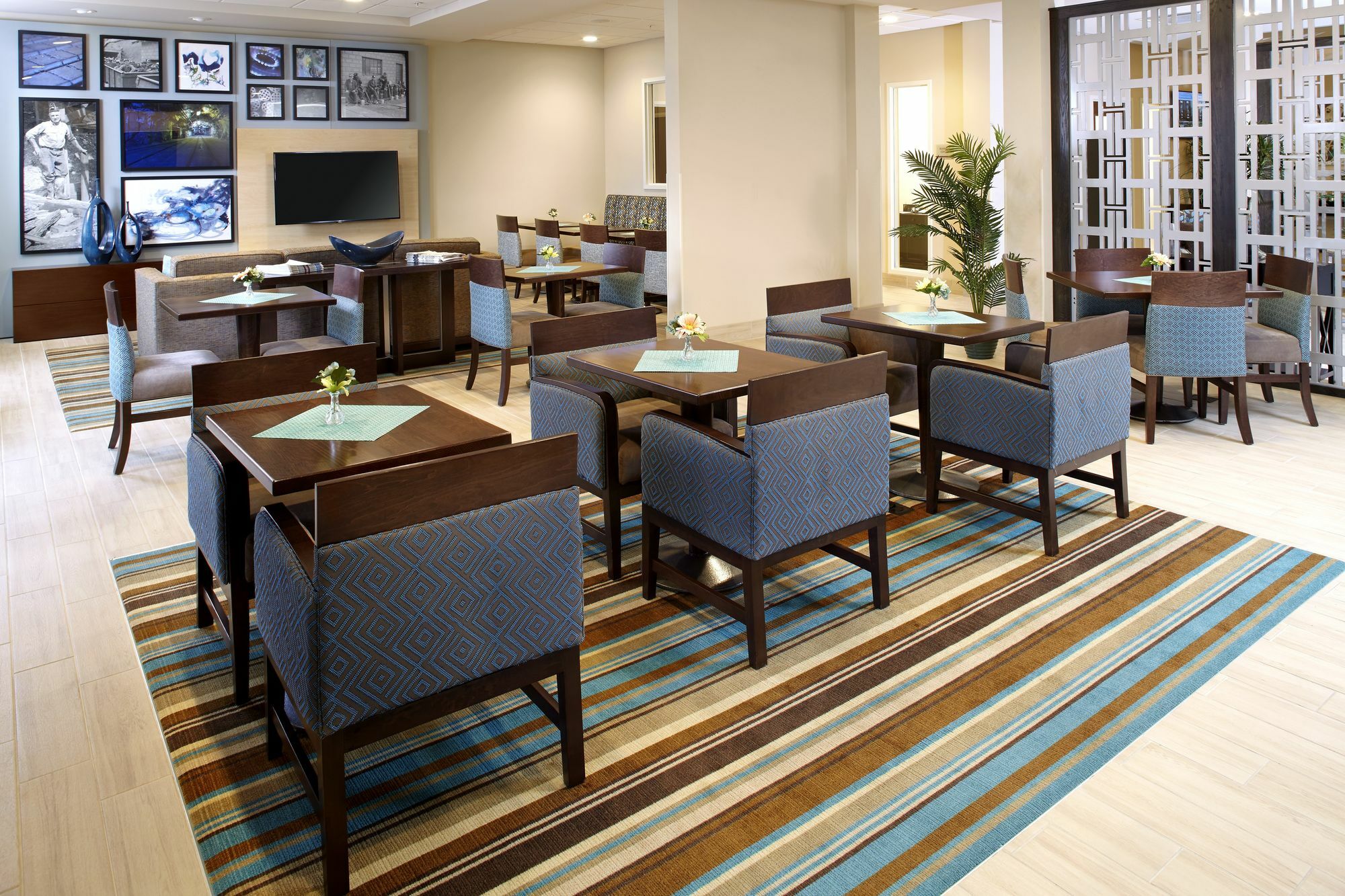 Hawthorn Suites By Wyndham Wheeling At The Highlands Triadelphia Екстериор снимка